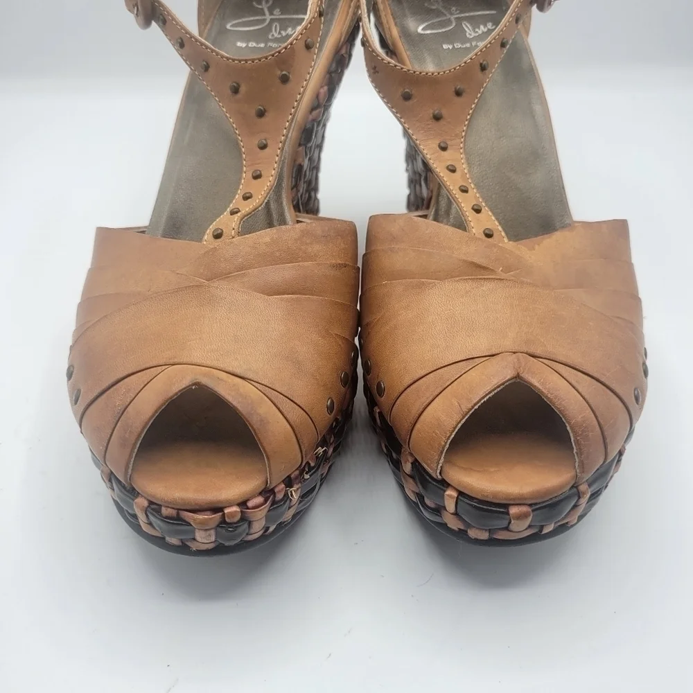 Le Due by Due Farina platform Sandals size 39 see description